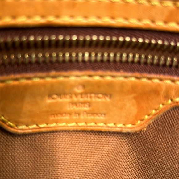 Authentic Louis Vuitton Cabas Mezzo - Picture 12 of 16